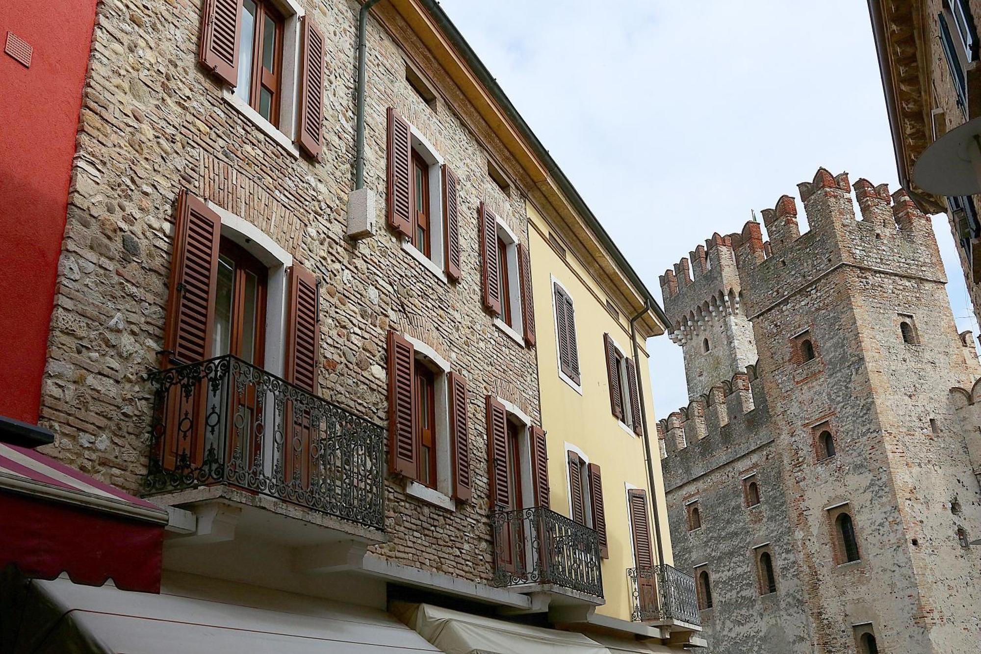 Aurora Sirmione Appartamenti Buitenkant foto