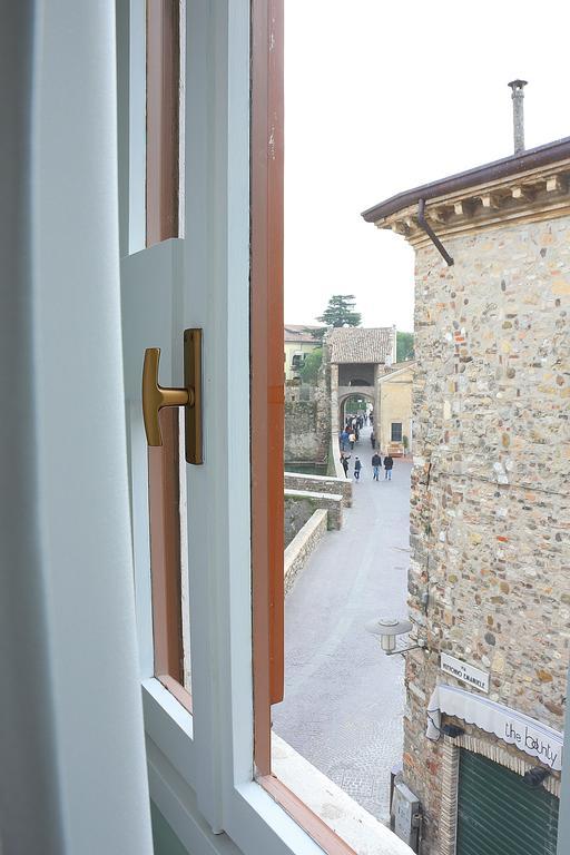 Aurora Sirmione Appartamenti Buitenkant foto